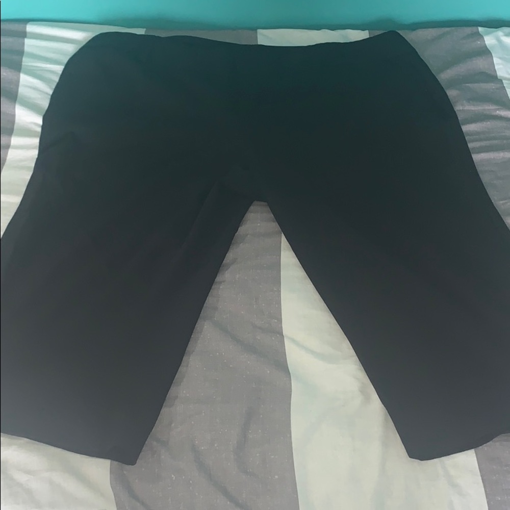 Blk dress capris